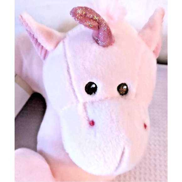 Kelly Baby Pink Neck Pillow - Picture 6 of 7